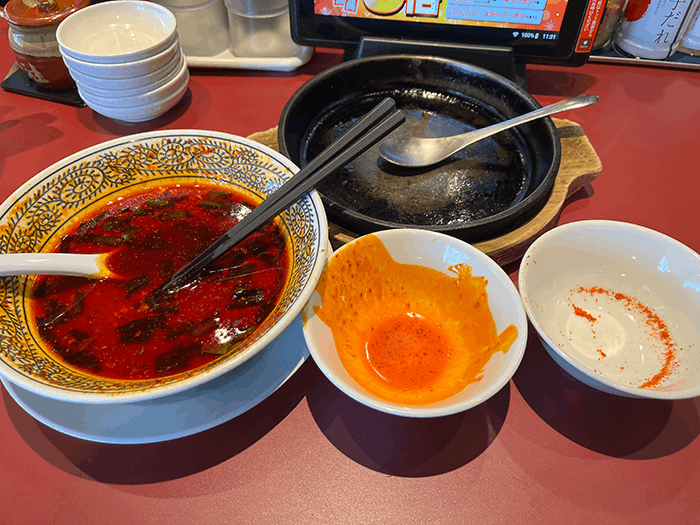 辛肉そば完食後の画像